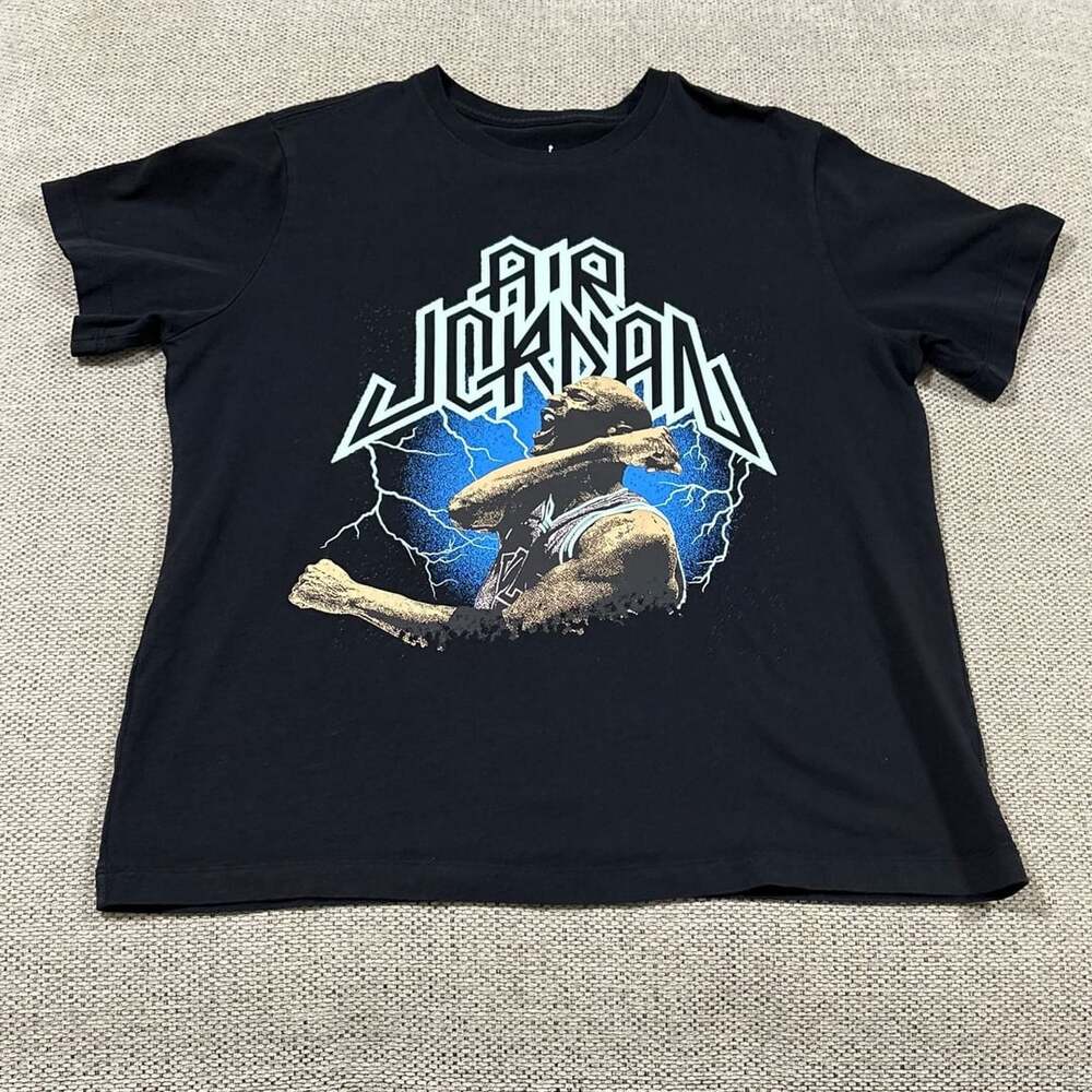 Jordan Sport Men's Dri-FIT Graphic Metallic Font Michael Jordan T-Shirt Black